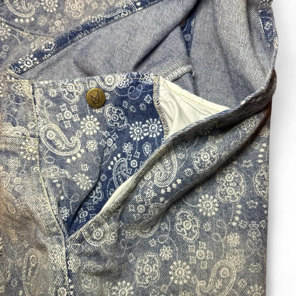 NWT MINKPINK x M|PD Women’s Distressed Paisley Denim Rodeo Mini Overalls — LARGE - Picture 7 of 7